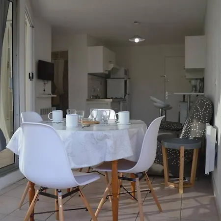 Appartement Aux Capellans 4 Personnes Saint Cyprien Sc140-E95 *