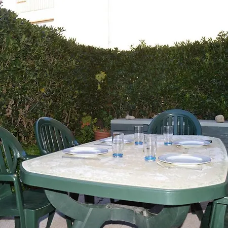 Appartement Aux Capellans 4 Personnes Saint Cyprien Sc140-E95